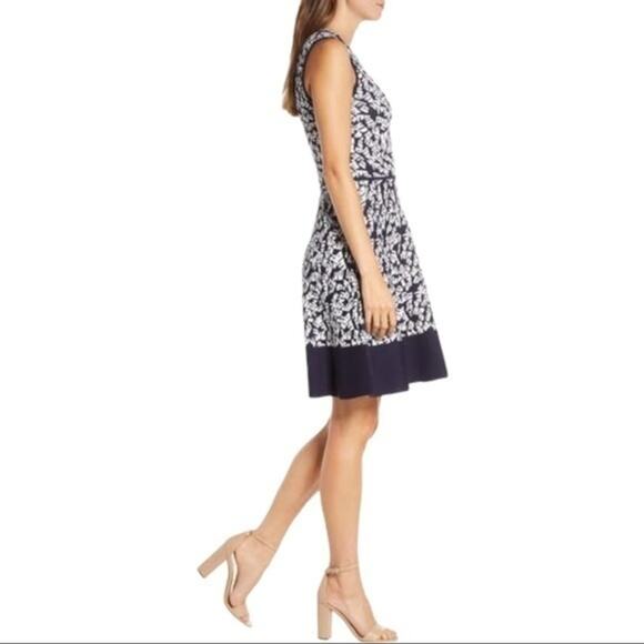 Eliza J Print Fit & Flare Sweater Dress Medium NWOT - Picture 3 of 7